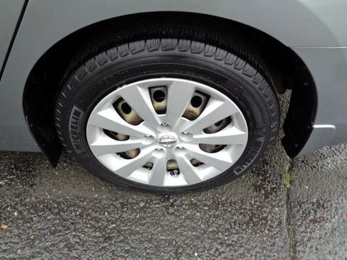 Used 2013 Nissan Sentra FE+ SV image 27