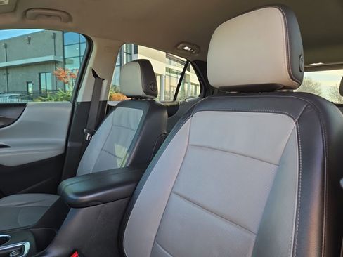 Used 2020 Chevrolet Equinox Premier image 21
