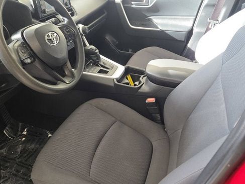 Used 2019 Toyota RAV4 LE w/ All Weather Liner Package image 20