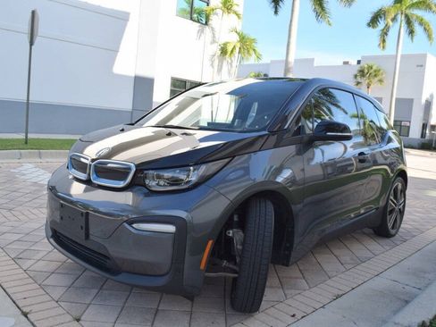 Used 2019 BMW i3 RWD image 2