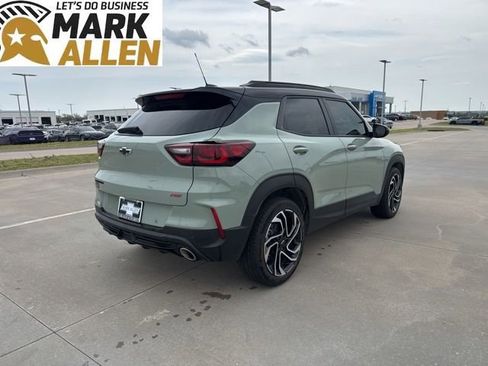 Used 2024 Chevrolet TrailBlazer RS w/ Driver Confidence Package image 5