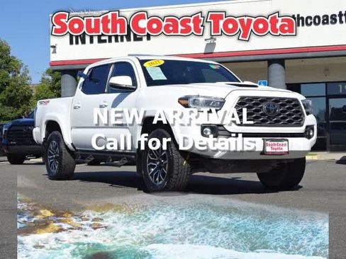 Certified 2022 Toyota Tacoma TRD Sport w/ TRD Premium Sport Package AWD/4WD image 1
