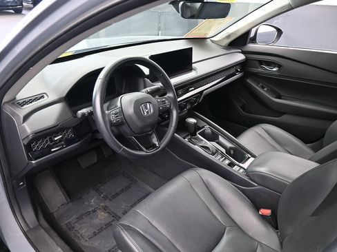 Used 2023 Honda Accord EX-L image 10
