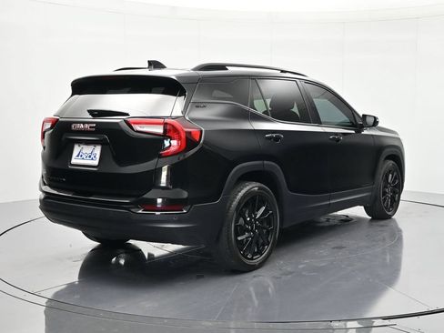 Used 2023 GMC Terrain SLT w/ Tech Package FWD image 5