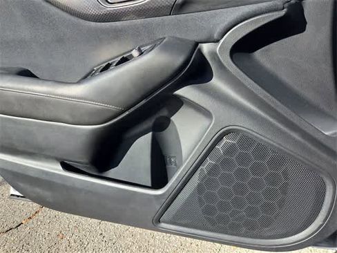 Used 2024 Subaru Outback Premium image 30