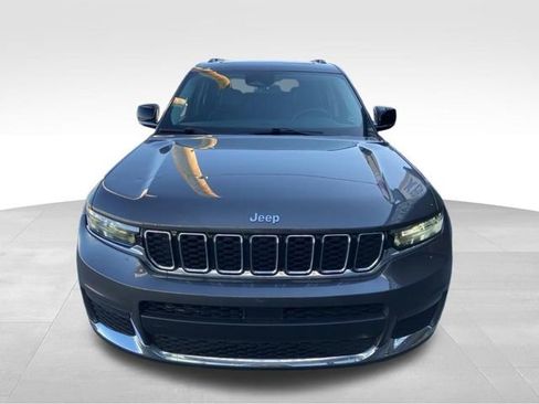 Used 2022 Jeep Grand Cherokee L Limited AWD/4WD image 9