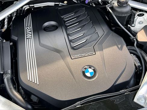 Used 2021 BMW X5 sDrive40i w/ Premium Package RWD image 34