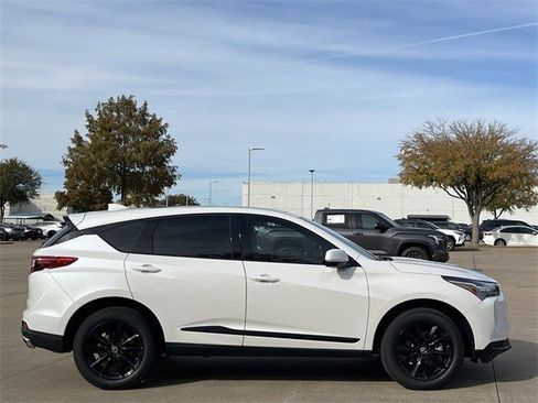 Used 2025 Acura RDX SH-AWD image 3