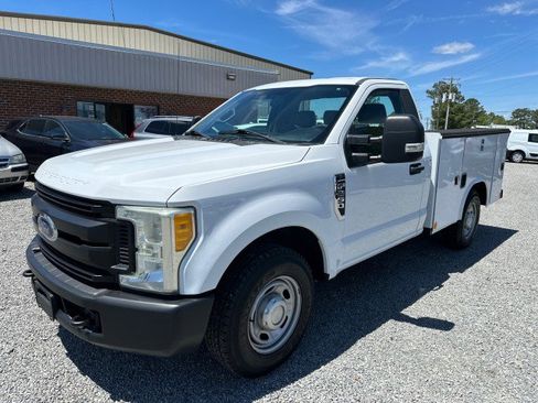 Used 2017 Ford F250 XL w/ Power Equipment Group RWD image 2