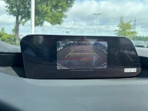 Used 2019 MAZDA MAZDA3 Sedan w/ Preferred Package FWD image 19
