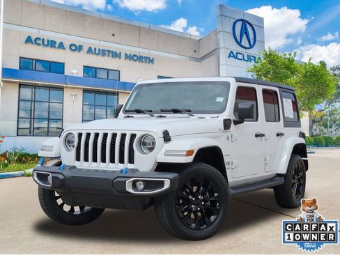 Used 2022 Jeep Wrangler Unlimited Sahara w/ Cold Weather Group AWD/4WD image 1