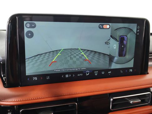 Used 2026 Lincoln Aviator Reserve AWD/4WD image 6