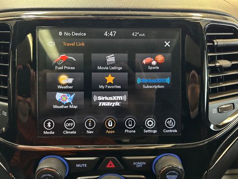 Used 2020 Jeep Grand Cherokee High Altitude image 11