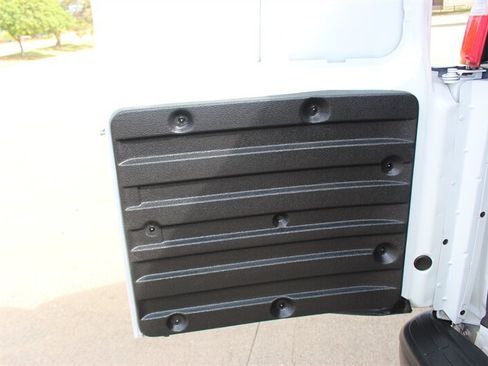 Used 2021 Chevrolet Express 2500 RWD image 11