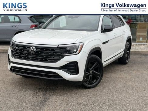 Certified 2025 Volkswagen Atlas Cross Sport SEL R-Line AWD/4WD image 1