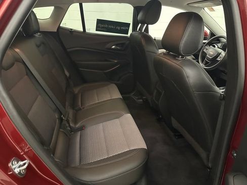 Certified 2024 Chevrolet Trax LT FWD image 29