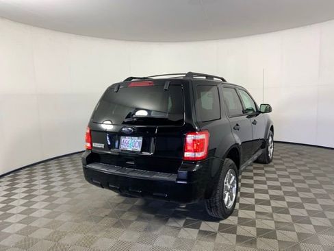 Used 2012 Ford Escape XLT AWD/4WD image 3