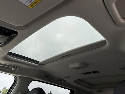 New 2026 Kia Carnival SX Prestige FWD image 19
