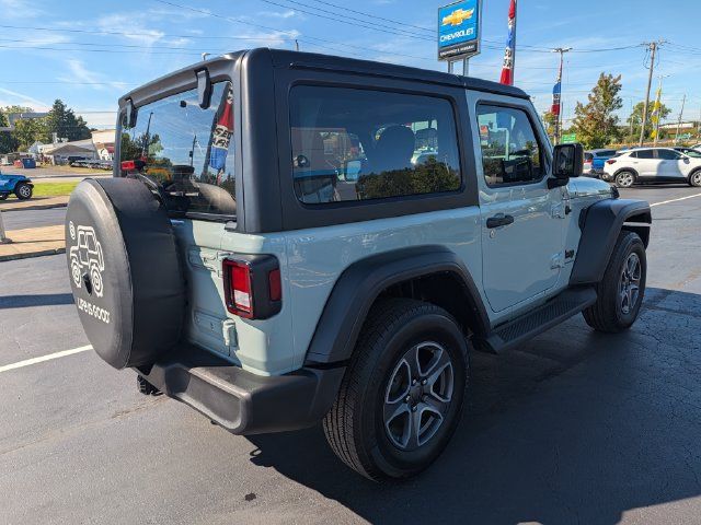 Used 2023 Jeep Wrangler Sport AWD/4WD image 5