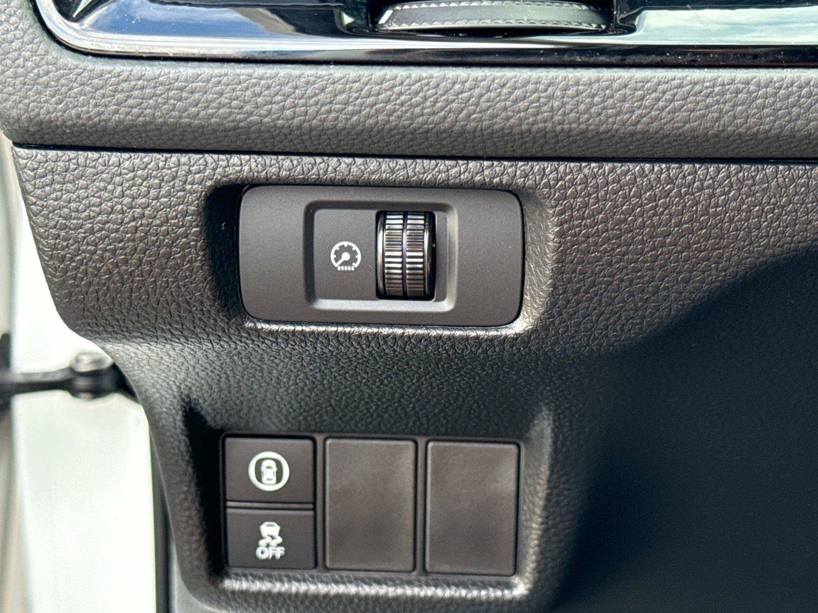 Certified 2024 Honda Civic EX-L image 32