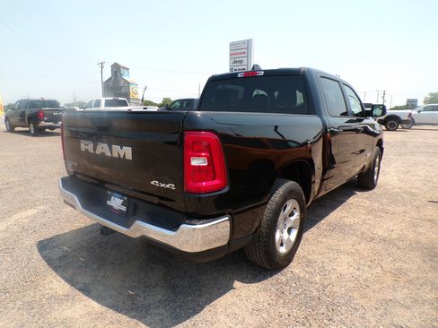 New 2026 RAM 1500 Big Horn AWD/4WD image 32