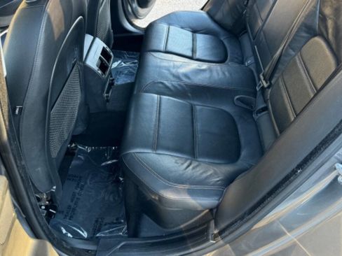 Used 2017 Jaguar XE Prestige image 14