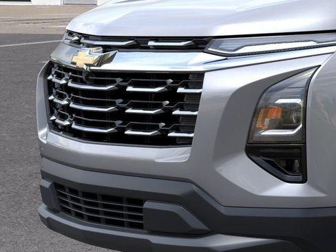 New 2026 Chevrolet Equinox LT w/ Convenience Package II AWD/4WD image 15