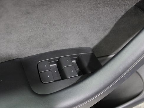 Used 2022 Tesla Model 3 Performance AWD/4WD image 6