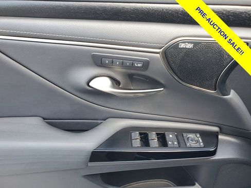 Used 2022 Lexus ES 350 Ultra Luxury w/ Accessory Package 2 FWD image 19