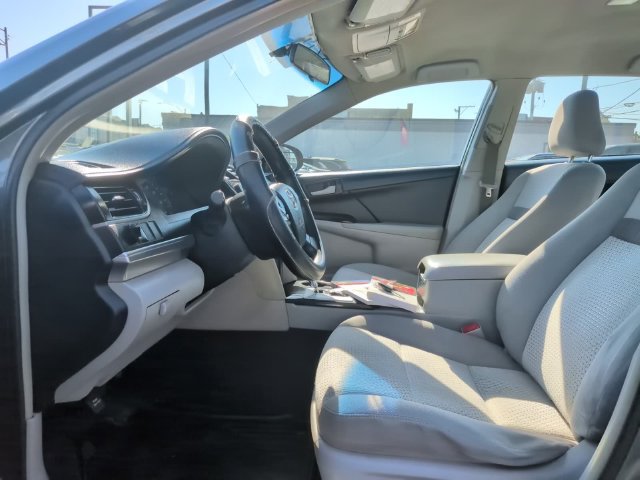 Used 2014 Toyota Camry LE FWD image 13