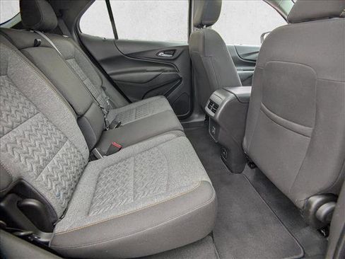 Used 2022 Chevrolet Equinox LT AWD/4WD image 19