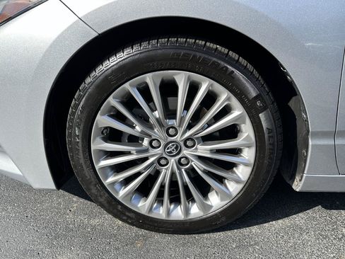 Used 2019 Toyota Avalon Limited w/ Advanced Safety Package FWD image 70