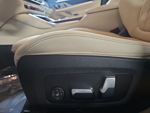 Used 2023 BMW i4 eDrive40 w/ M Sport Package RWD image 30