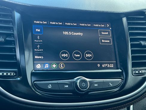 Used 2020 Chevrolet Trax Premier image 19