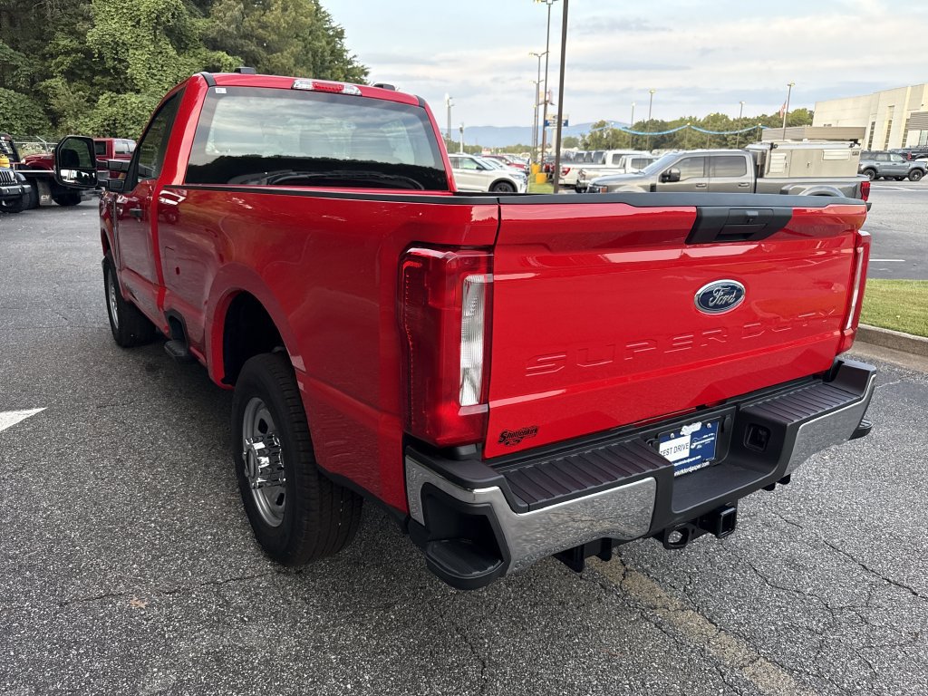 New 2026 Ford F350 XL w/ XL Driver Assist Package RWD image 5
