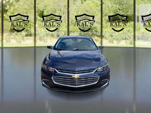 Used 2018 Chevrolet Malibu Hybrid w/ Driver Confidence Package FWD image 2