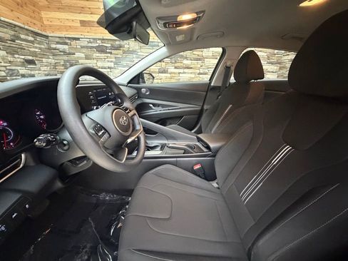 Certified 2023 Hyundai Elantra SEL w/ Cargo Package image 11