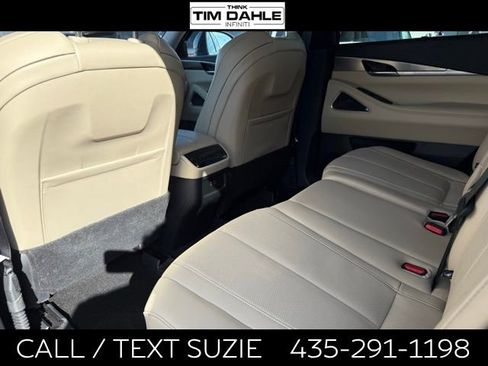 Certified 2025 INFINITI QX60 Luxe w/ Vision Package AWD/4WD image 15