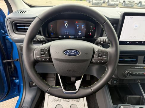 New 2025 Ford Maverick Lobo image 12