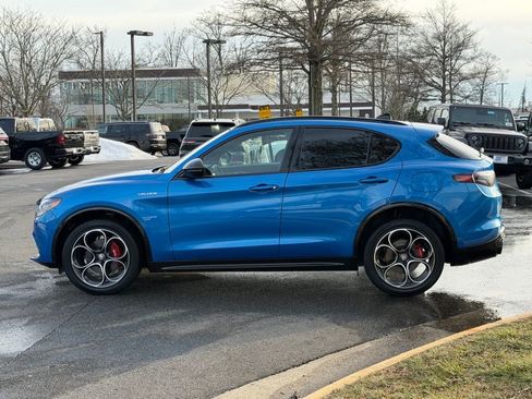 Used 2024 Alfa Romeo Stelvio Veloce image 10