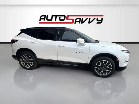 Used 2024 Chevrolet Blazer RS w/ Driver Confidence II Package FWD image 8