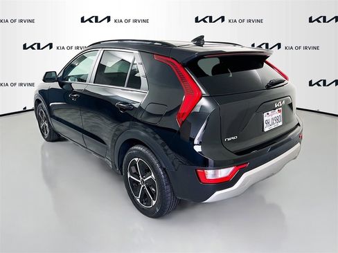 Certified 2023 Kia Niro EX image 5