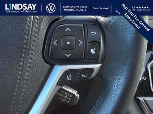 Used 2018 Toyota Sienna XLE image 20