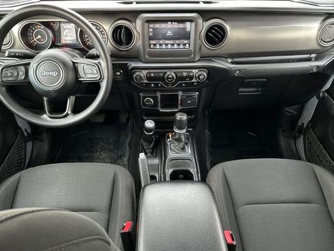 Certified 2022 Jeep Gladiator Sport image 13