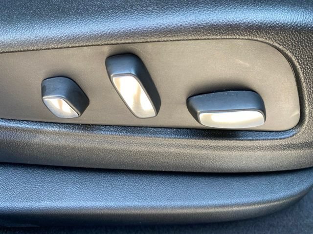 Used 2026 Cadillac XT5 Sportv w/ LPO, Floor Liner Package AWD/4WD image 43