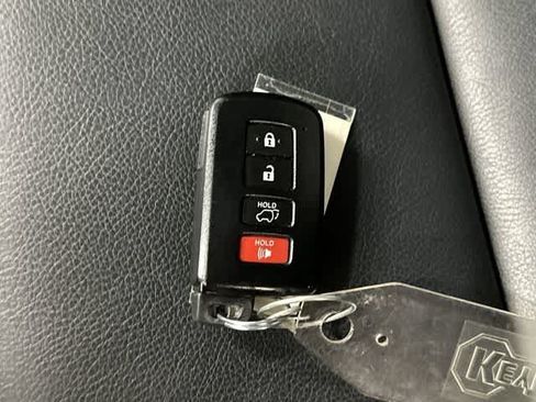 Used 2017 Toyota RAV4 Limited w/ Advanced Technology Package FWD image 32