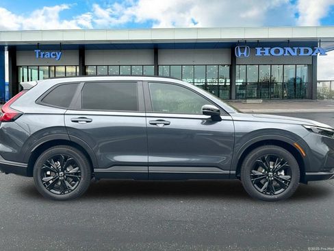 Used 2026 Honda CR-V Sport Touring image 4