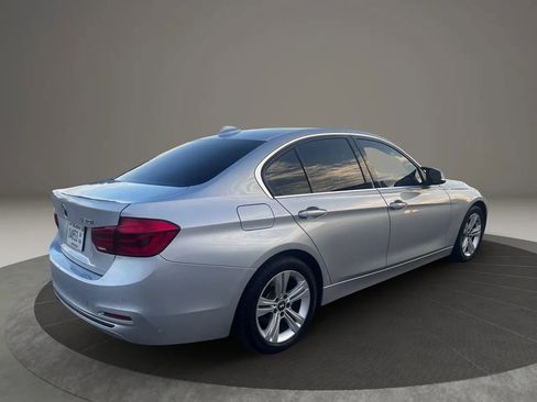 Used 2017 BMW 330i Sedan image 14