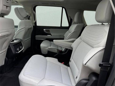 New 2026 Ford Expedition Max Platinum w/ Platinum Ultimate Package image 12