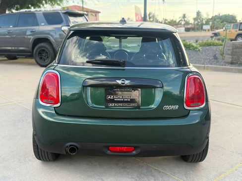 Used 2016 MINI Cooper 2-Door Hardtop image 7